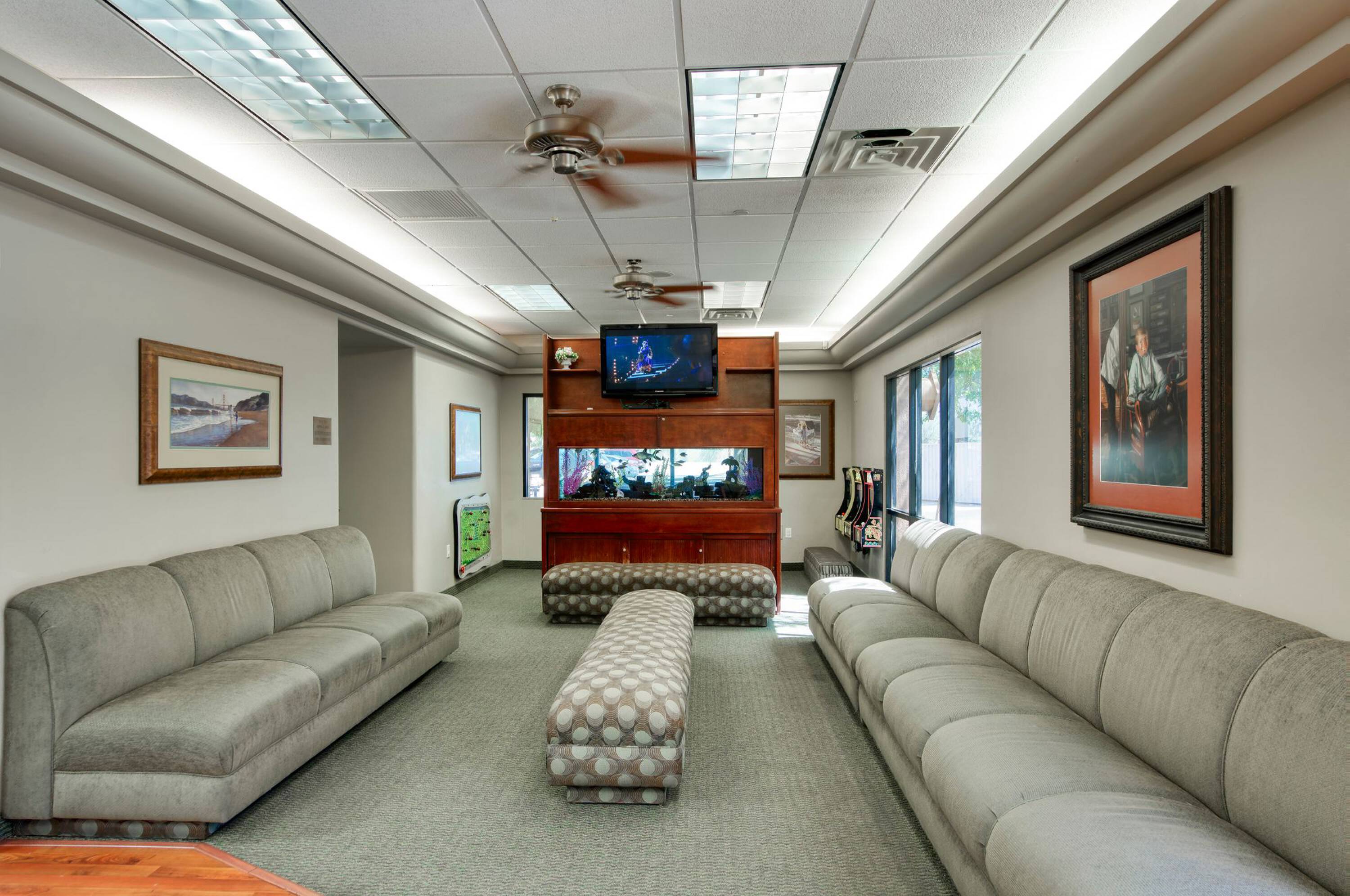 Convenient Commercial Office